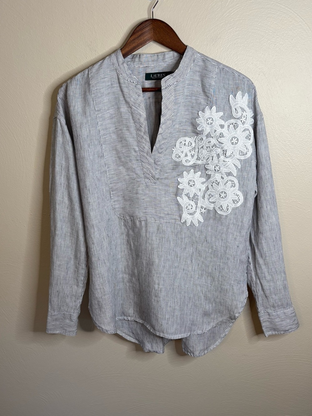 Lauren Ralph Lauren Linen Tunic Top Medium Blue White Floral Lace Stripe Coastal